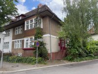 Attraktive Doppelhaushälfte im Rheingauviertel
